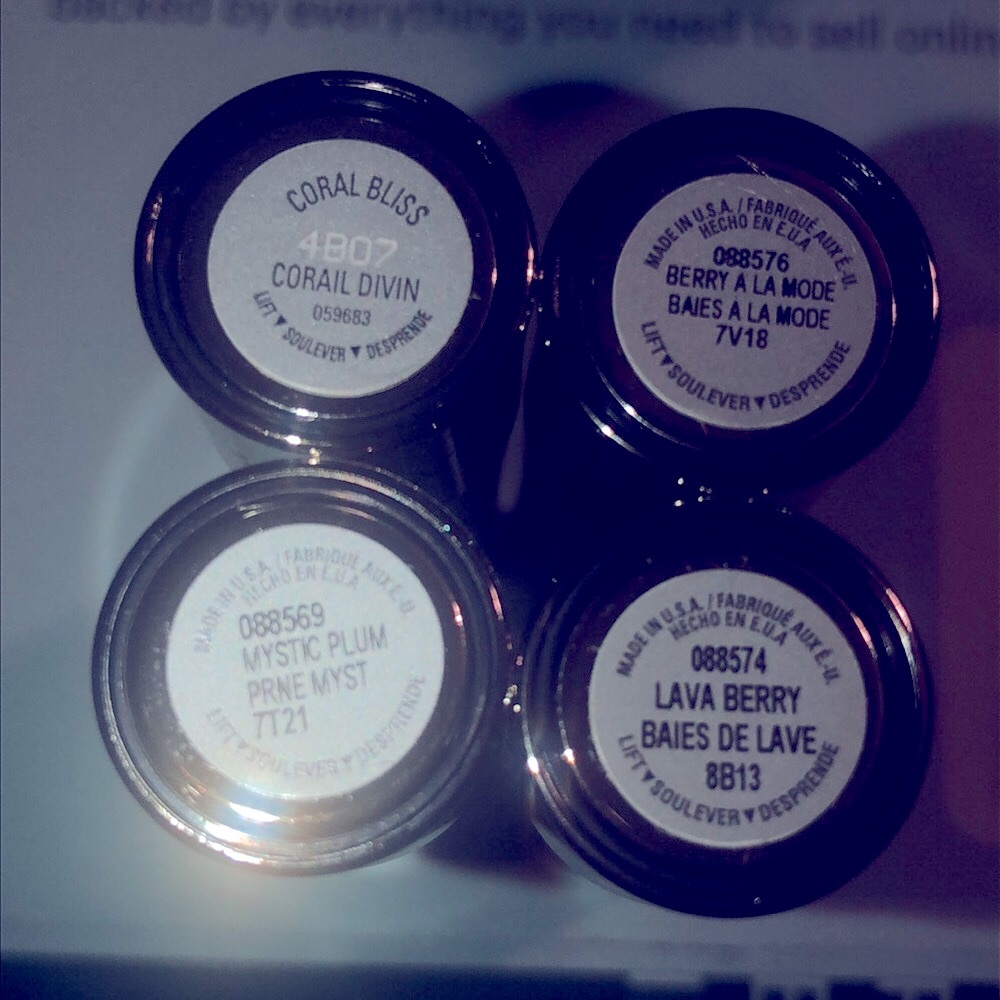 Mary Kay-  $10.00 True Dimensions Lipstick. - Picture 9 of 10
